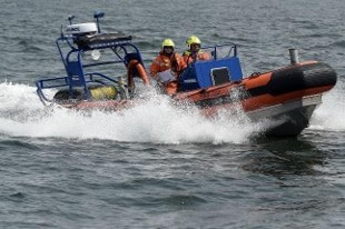 FRANCIA, UNA BARCA SI RIBALTA NELLA MANICA: MORTI 3 BAMBINI - 