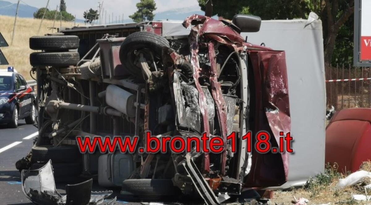 SS 284 MALETTO – BRONTE, GRAVE SCONTRO, LA VITTIMA 52ENNE DI RANDAZZO - 