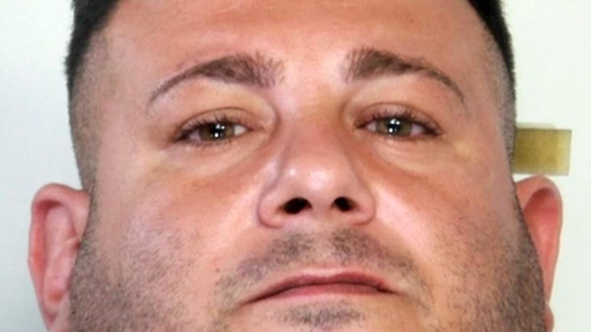 CATANIA: SPACCIAVA COCAINA NELLA SUA CASA AL MARE, ARRESTATO - 