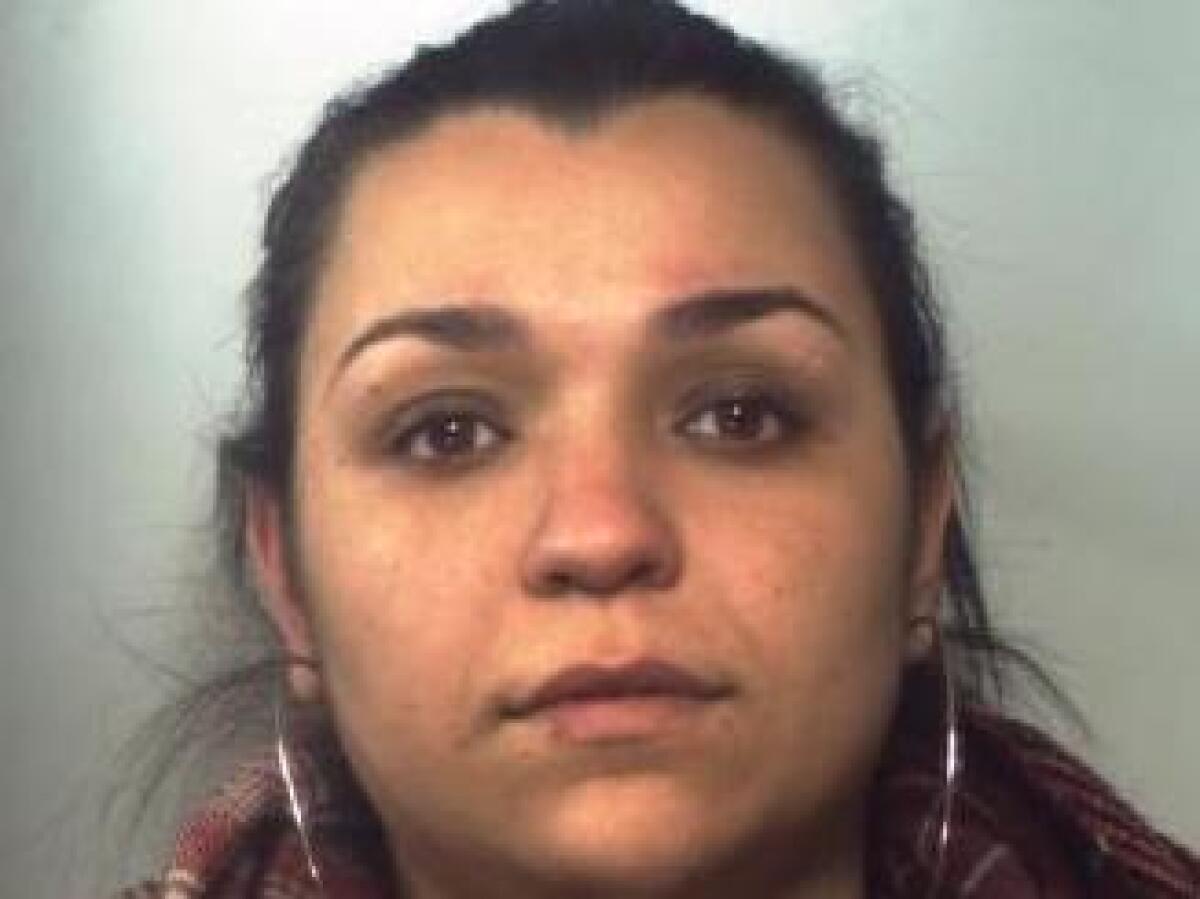 SAN GIOVANNI LA PUNTA (CT). RUBA ALCOLICI ALL’IPERCOOP: LADRA IN MANETTE - 