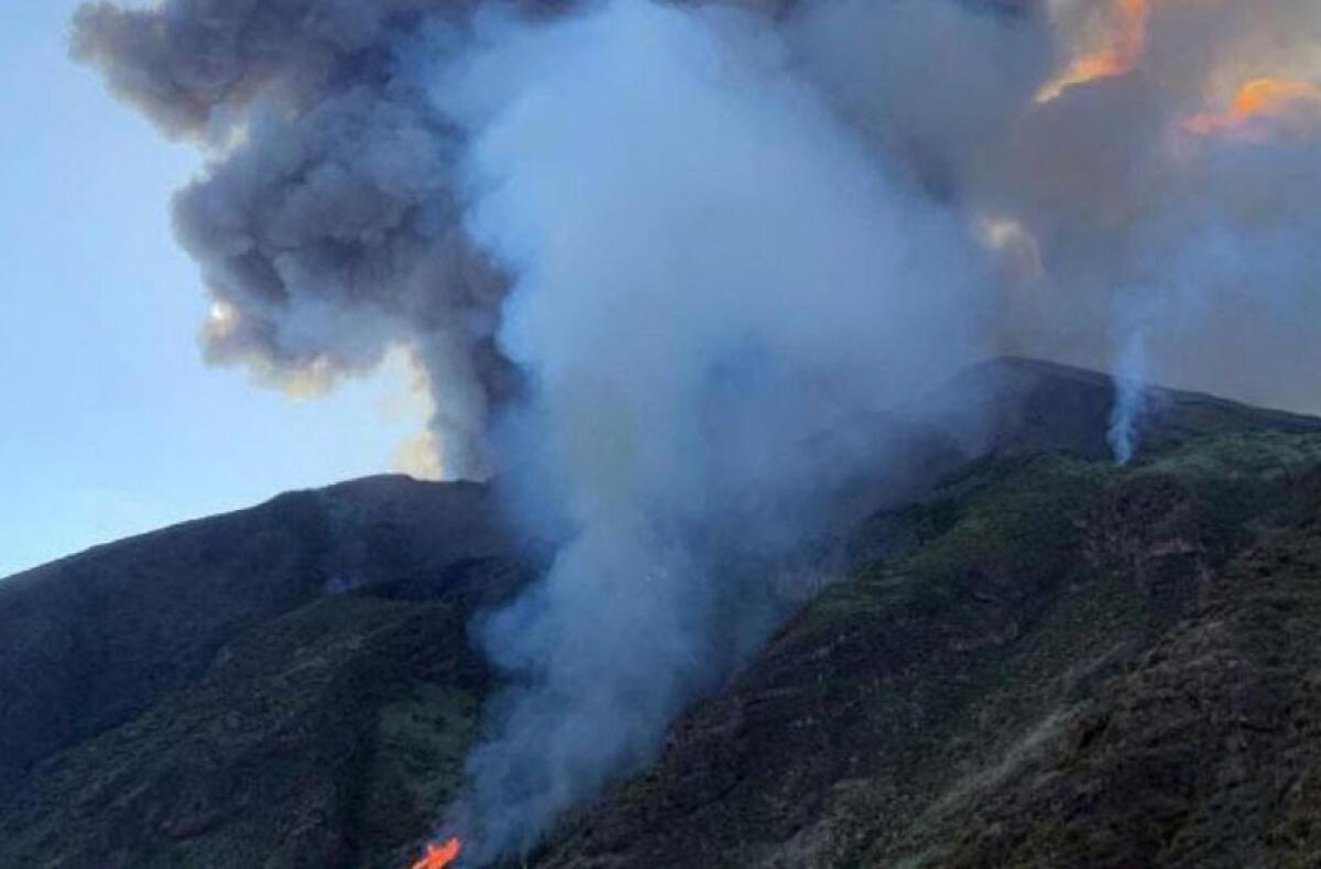 LO STROMBOLI CONTINUA A FARE PAURA: NUOVA ESPLOSIONE - 