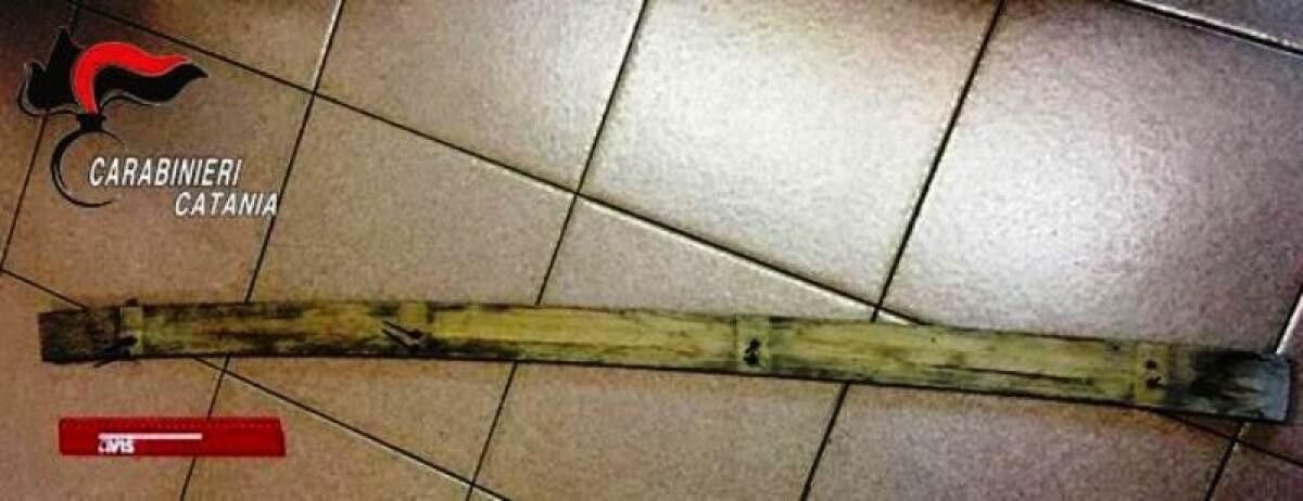 MINEO: MINACCIA CONTADINO CON UN BASTONE CHIODATO, ARRESTATO - 