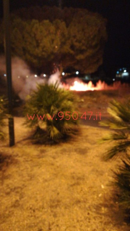 PATERNÒ: FUOCHI D"ARTIFICIO CAUSANO ROGO STERPAGLIE