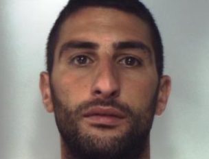 MINEO: NASCONDEVA IN AUTO “ERBA” PRONTA AD ESSERE PIAZZATA, ARRESTATO