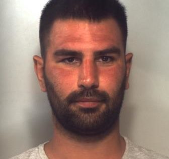 CATANIA. UNIVA L’UTILE AL DILETTEVOLE COLTIVANDO CANAPA INDIANA AL MARE