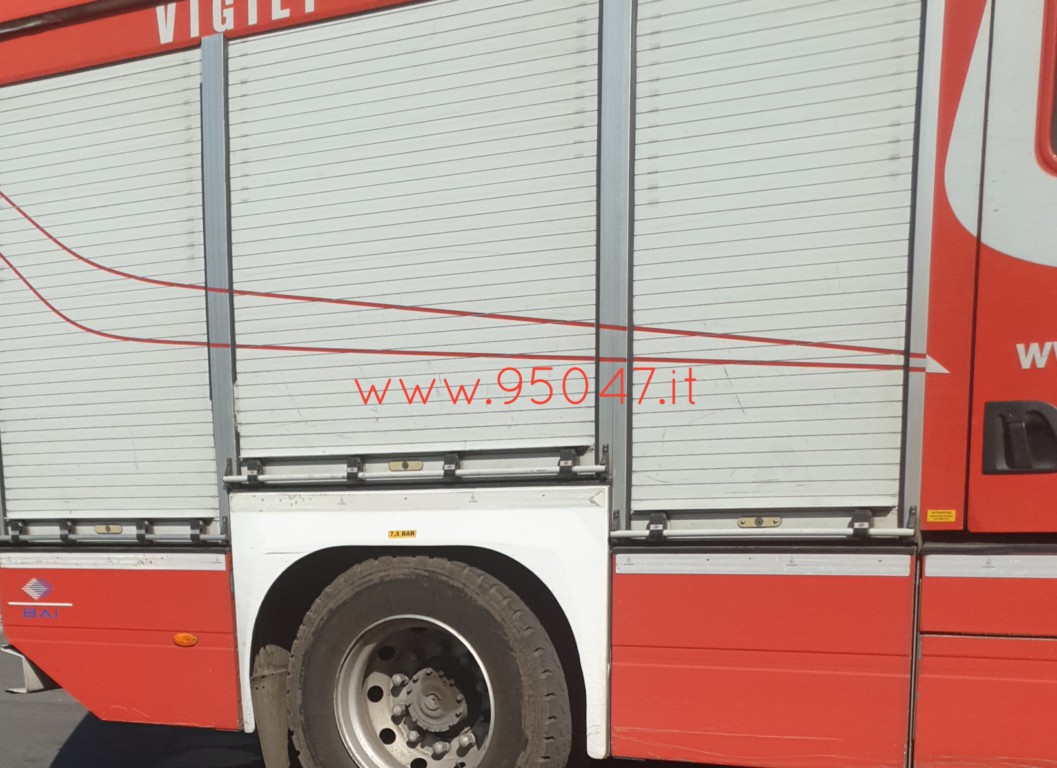 PATERNO': INCENDIO STERPAGLIE. INTERVENTO DEI VIGILI DEL FUOCO