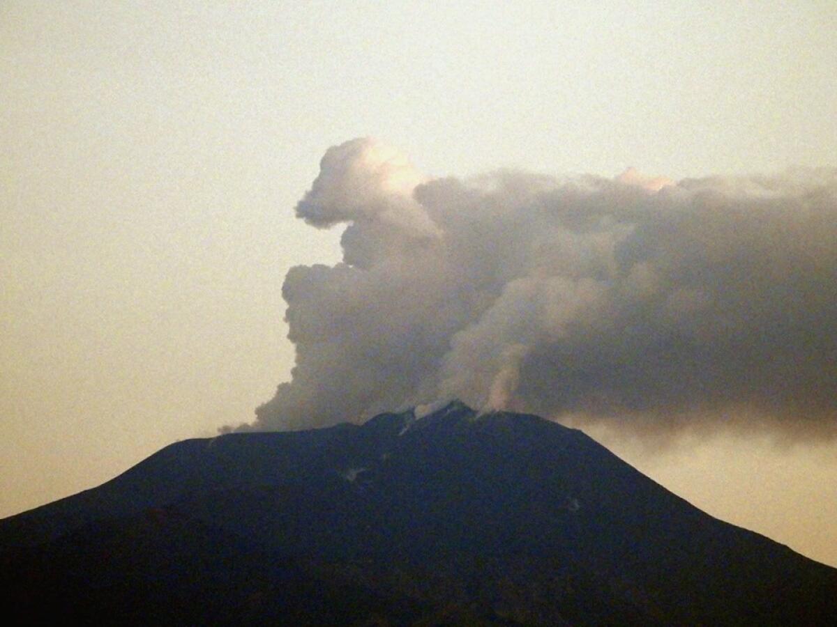 BOATI NEL CATANESE, L’ETNA INTENSIFICA LA SUA ATTIVITÀ: VALORI ALTI DI TREMORE VULCANICO - 