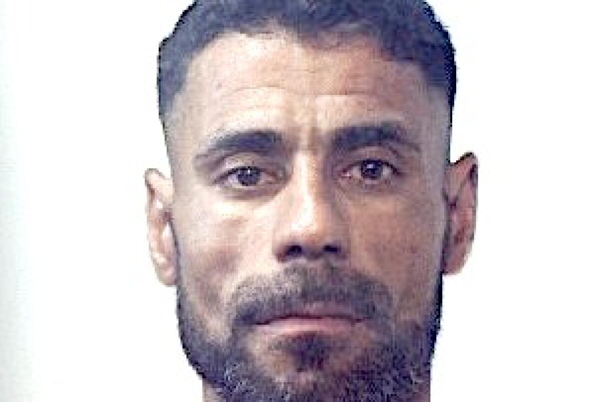 CAMPOROTONDO ETNEO. REITERA LE EVASIONI DAI DOMICILIARI: ARRESTATO E RINCHIUSO IN CARCERE - 