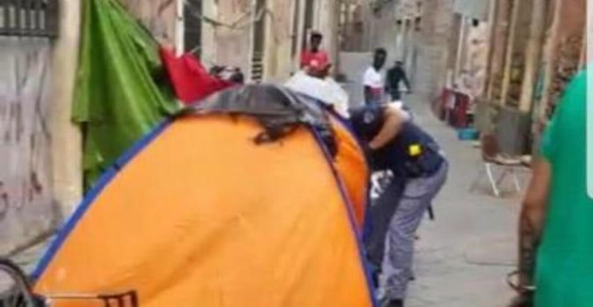 CATANIA, SEQUESTRATA UN CHILO E 300 GRAMMI DI MARIJUANA IN UNA CASA ABBANDONATA - 