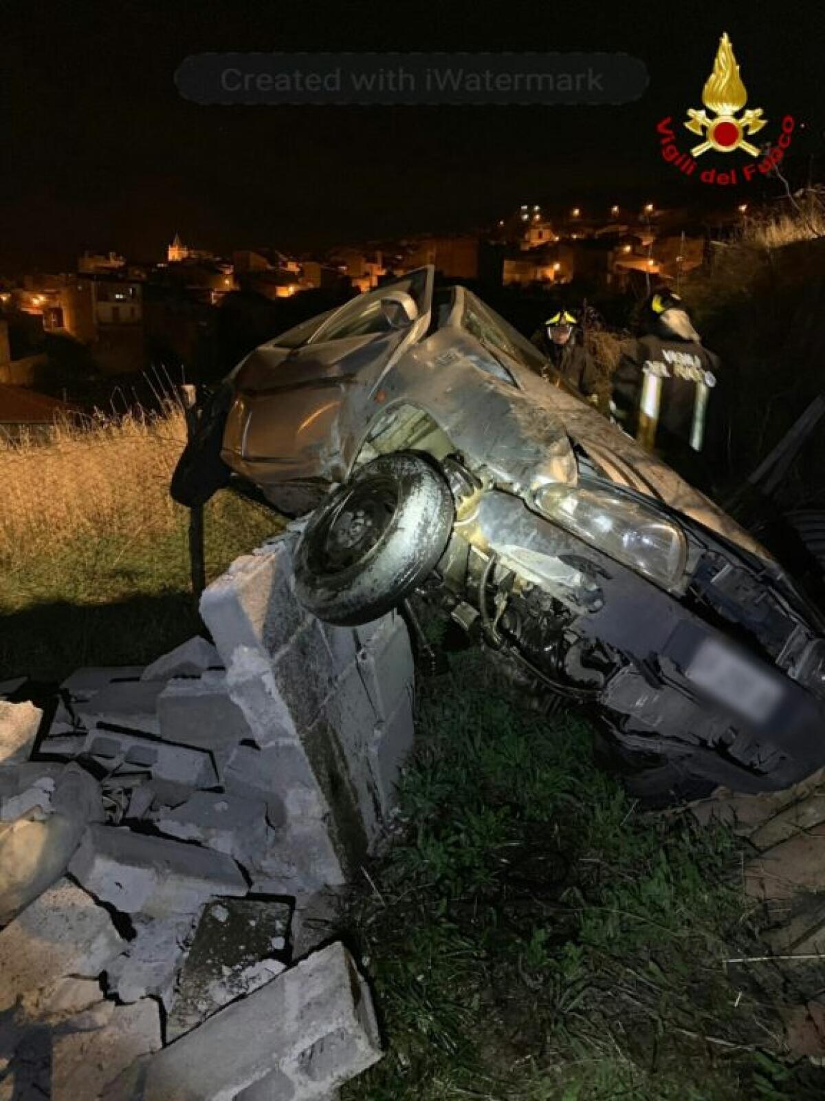 MALETTO, GRAVE INCIDENTE NELLA NOTTE. INTERVENTO DEI VIGILI DEL FUOCO - 