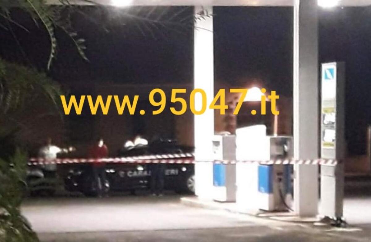 PATERNÒ, PANICO NEL DISTRIBUTORE DI BENZINA: “HO MESSO UNA BOMBA E STA PER ESPLODERE” - 