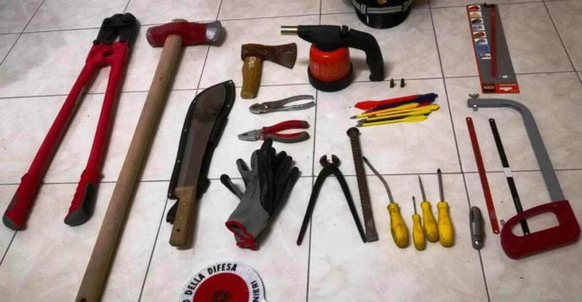 VIZZINI, SABOTAVA L’ACQUEDOTTO LASCIANDO LA CITTÀ A SECCO: DENUNCIATO PENSIONATO - 