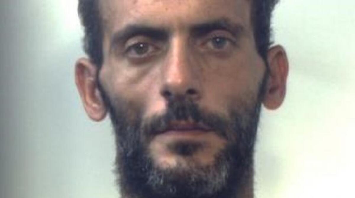 CATANIA. RUBA UN CELLULARE, TELEFONA ALLA MOGLIE E POI “PRETENDE” I SOLDI PER RESTITUIRLO ALLA VITTIMA - 