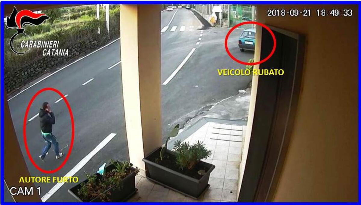 BELPASSO: RUBA DUE AUTO, INCASTRATO DA TELECAMERE - 
