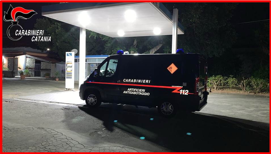 PATERNÒ, PANICO NEL DISTRIBUTORE DI BENZINA: “HO MESSO UNA BOMBA E STA PER ESPLODERE”