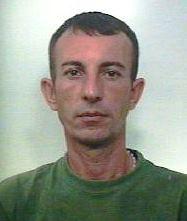 BELPASSO: RUBA DUE AUTO, INCASTRATO DA TELECAMERE