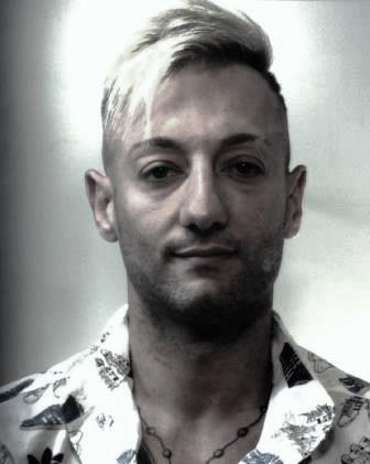 CATANIA, CONTINUAVA A SPACCIARE AGLI ARRESTI DOMICILIARI: ARRESTATO