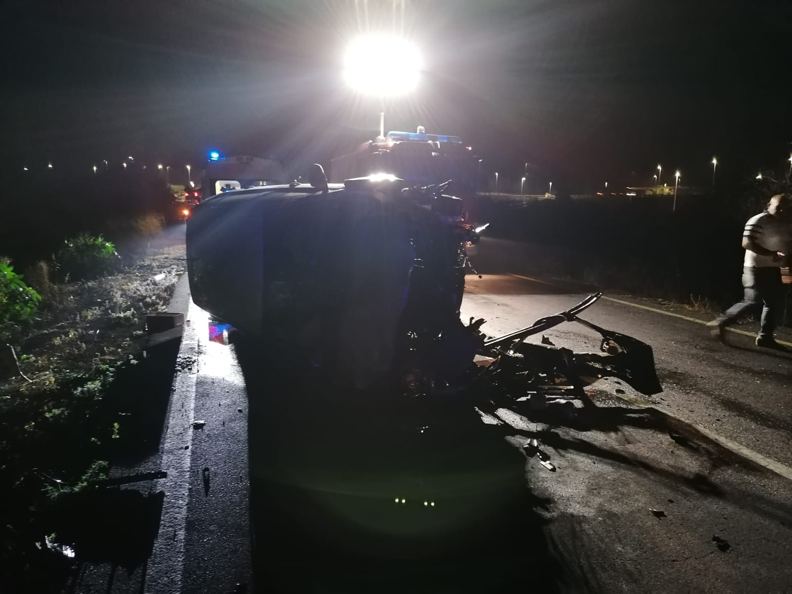 GRAVISSIMO INCIDENTE SULLA SS192, DUE FERITI