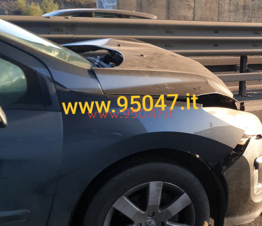 INCIDENTE SULLA SS 121 IN DIREZIONE CATANIA, LUNGHISSIME CODE