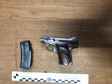 CATANIA: ARSENALE E CINQUE KG MARIJUANA IN SCANTINATO, DENUNCIATO 79ENNE