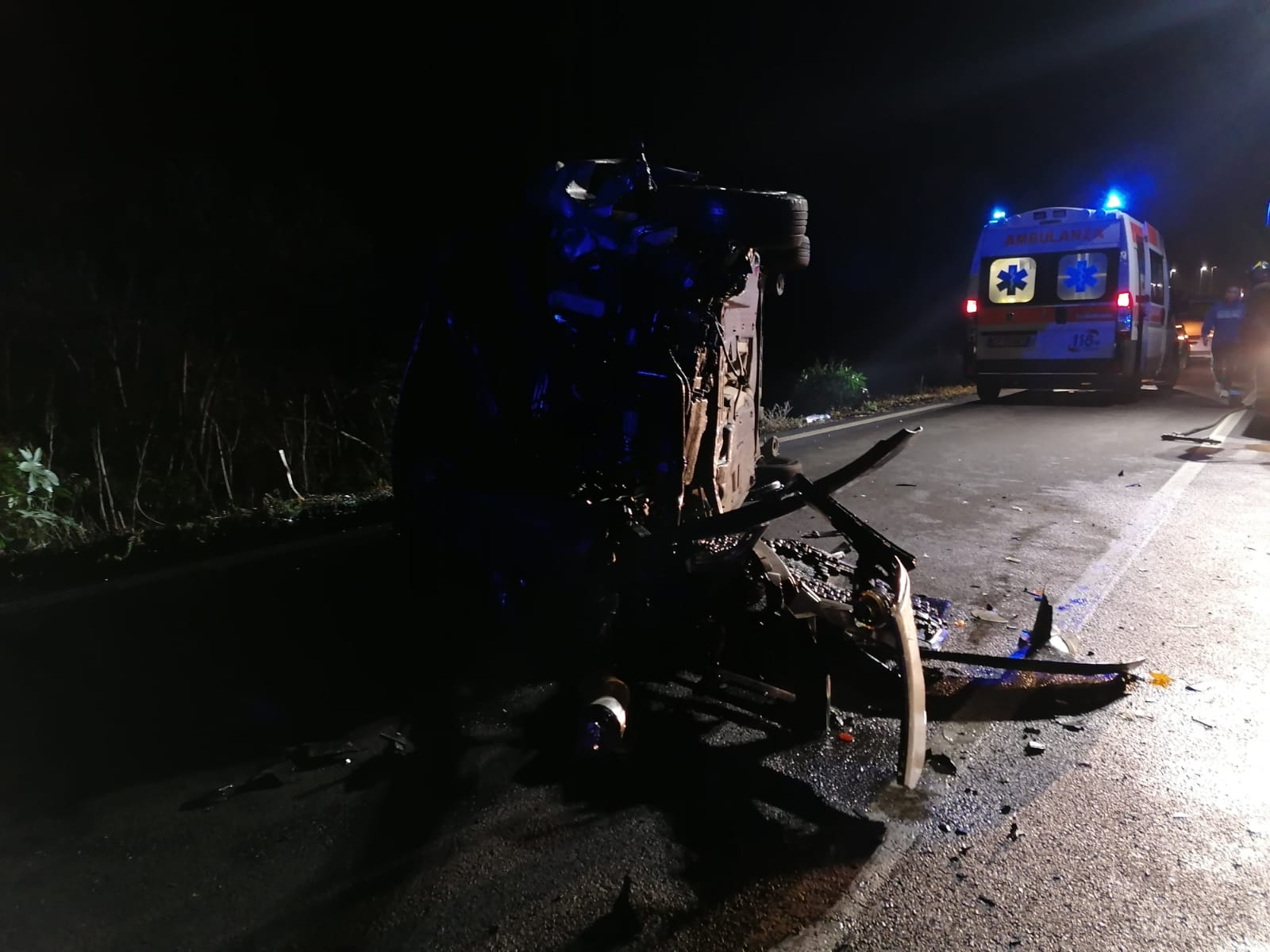 GRAVISSIMO INCIDENTE SULLA SS192, DUE FERITI