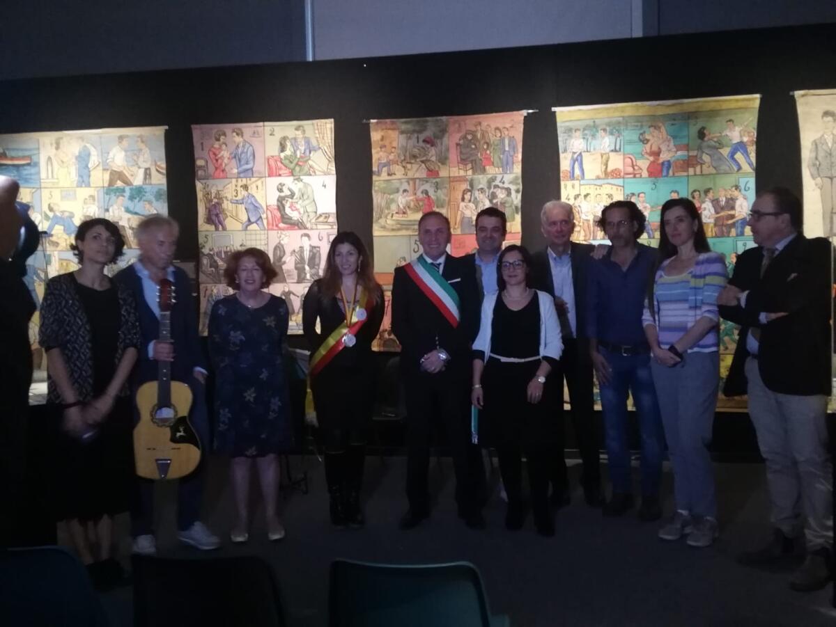 ROMA: INAUGURATA MOSTRA “AVVICINÀTI AMICI, C’E’ BUSACCA" - 