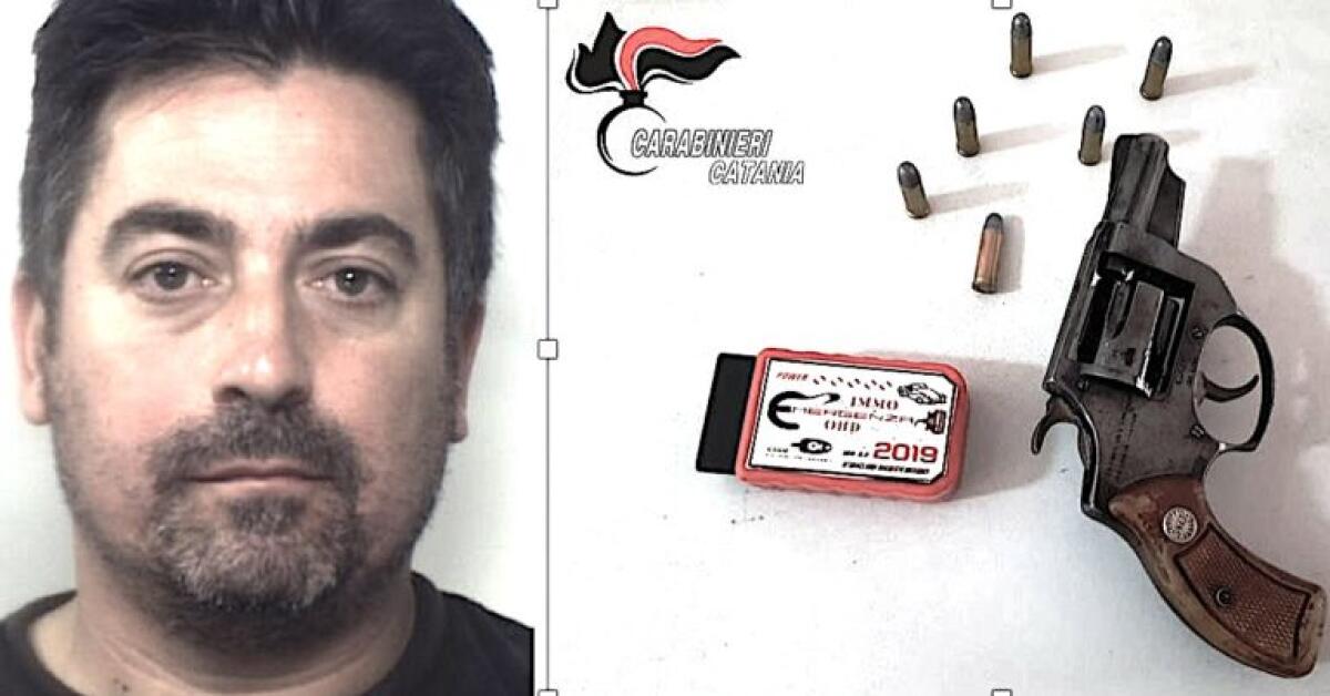 DETENEVA ARMI CLANDESTINE IN OFFICINA, ARRESTATO MECCANICO AD ACIREALE - 