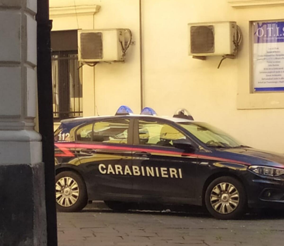 PATERNÒ: FURTI IN ABITAZIONI IN VIA SAVUTO - 