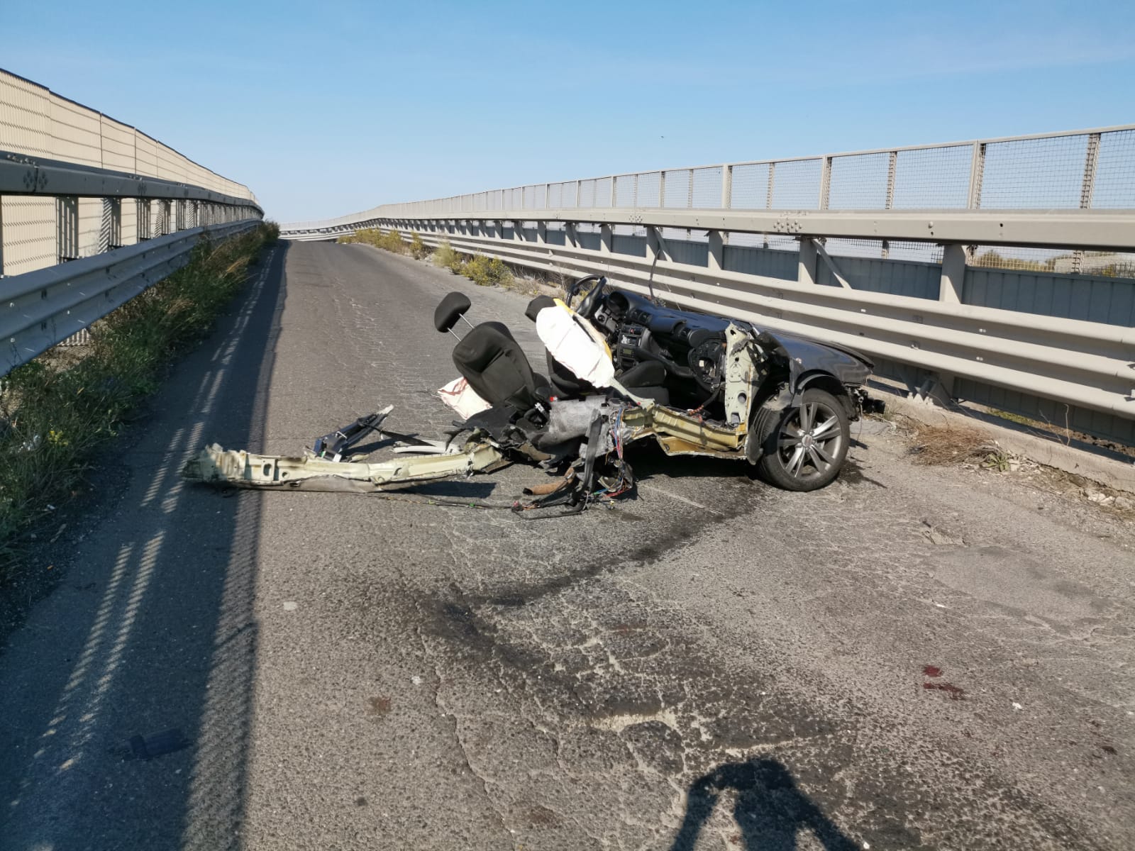 SS121, ALBA DI SANGUE , MORTI QUATTRO RAGAZZI DI ADRANO, DUE SONO MINORENNI