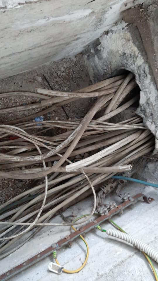 BELPASSO: ATTO INTIMIDATORIO O VANDALICO? TAGLIATI I CAVI ELETTRICI DEL DEL CAMPO SAN GAETANO