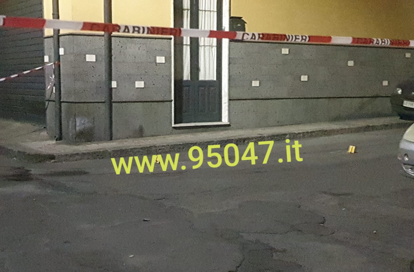 PATERNÒ, SPARA E UCCIDE IL FRATELLO CHE PRETENDEVA SOLDI PER LA DROGA