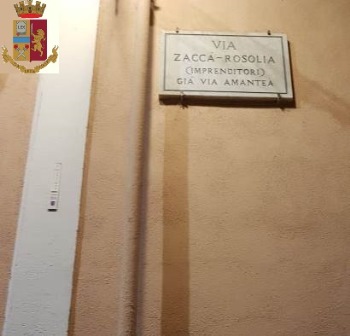 CATANIA, CHIUDE LA STRADA, PER FESTEGGIARE L’INAUGURAZIONE DEL SUO NEGOZIO: DENUNCIATO