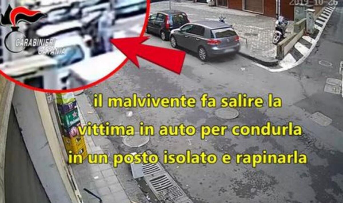 CATANIA: SEQUESTRA ANZIANA PER RAPINARLA, FERMATO - 