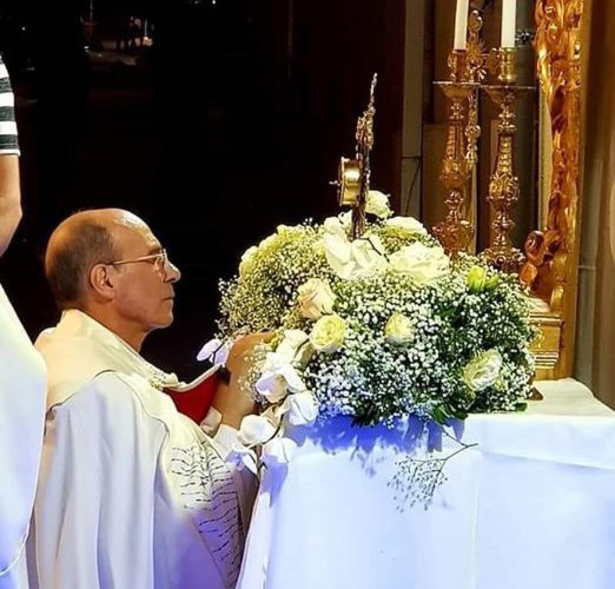 ADDIO A PADRE VITO GRASSO, FUNERALI NELLA CHIESA MADRE DI BELPASSO CON L’ARCIVESCOVO GRISTINA - 