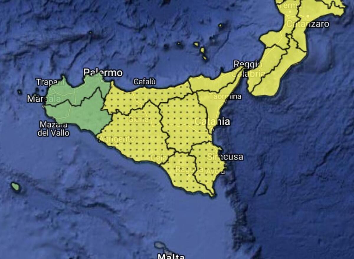 PIOGGIA E TEMPORALI, ALLERTA GIALLA PER LA GIORNATA DI DOMANI - 