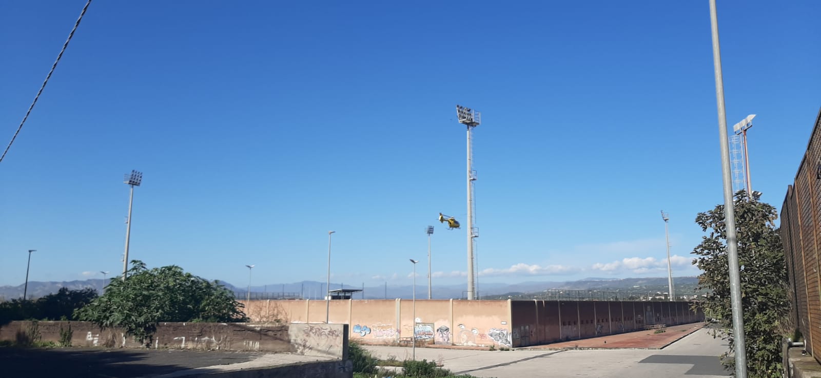 PATERNO': BAMBINA CADE A CASA, “NON È IN PERICOLO DI VITA"