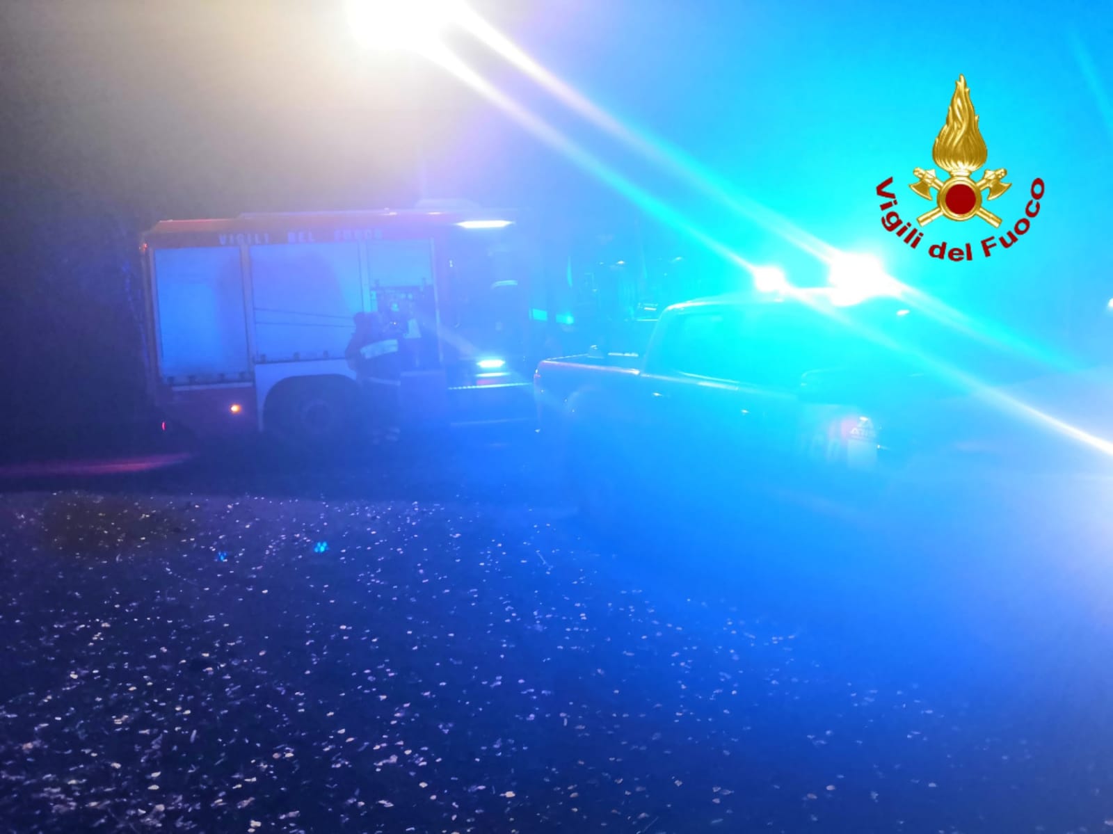 TURISTI SI PERDONO SULL'ETNA: SALVATI DAI VIGILI DEL FUOCO