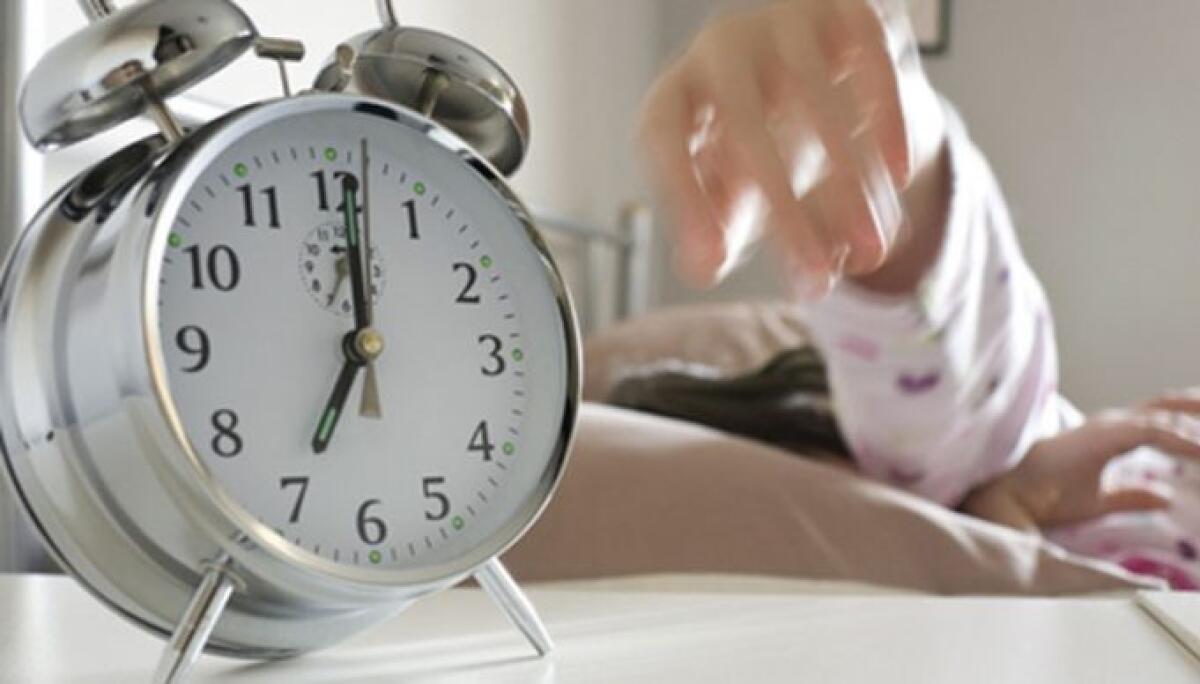 CATANIA: VIENE SVEGLIATO DALLA POLIZIA AI DOMICILIARI E VA SU TUTTE LE FURIE, ARRESTATO - 