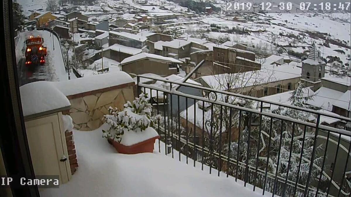 ALLERTA GIALLA, NEVE A BASSA QUOTA E VENTI DI BURRASCA PER LA GIORNATA DI DOMANI - 