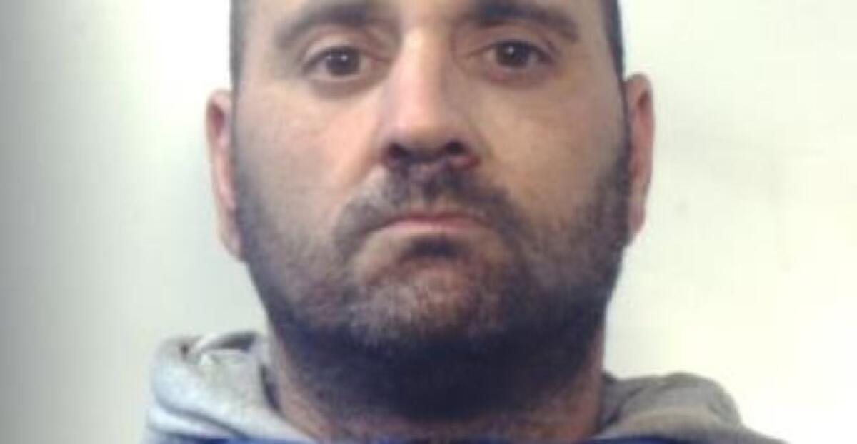 CATANIA: AVEVA BISOGNO DI GOMME NUOVE E LE SMONTA DA UN’AUTO IN SOSTA,ARRESTATO - 