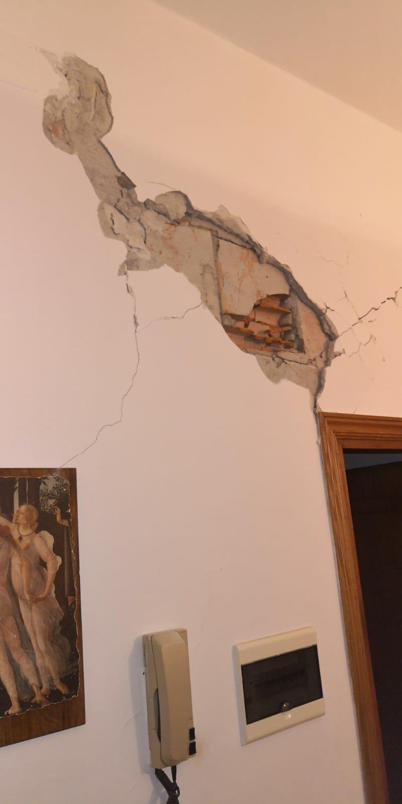 PAURA IN TOSCANA, SERIE DI SCOSSE DI TERREMOTO NELLA NOTTE: LA PIÙ FORTE DI 4.5 GRADI