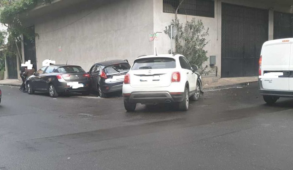 PATERNÒ: INCIDENTE TRA LA VIA CARSO E LA VIA ESTONIA, FERITI