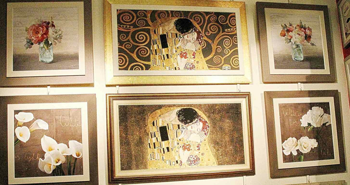 BRONTE: ARRIVANO LE FESTE E LE PROMOZIONI DI ARTE & CORNICI DI B. VENIA