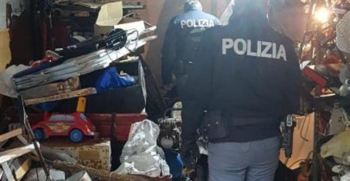 CATANIA, DISCARICA ABUSIVA IN LOCALI DEL COMUNE: UN NETTURBINO TRA I GESTORI - 