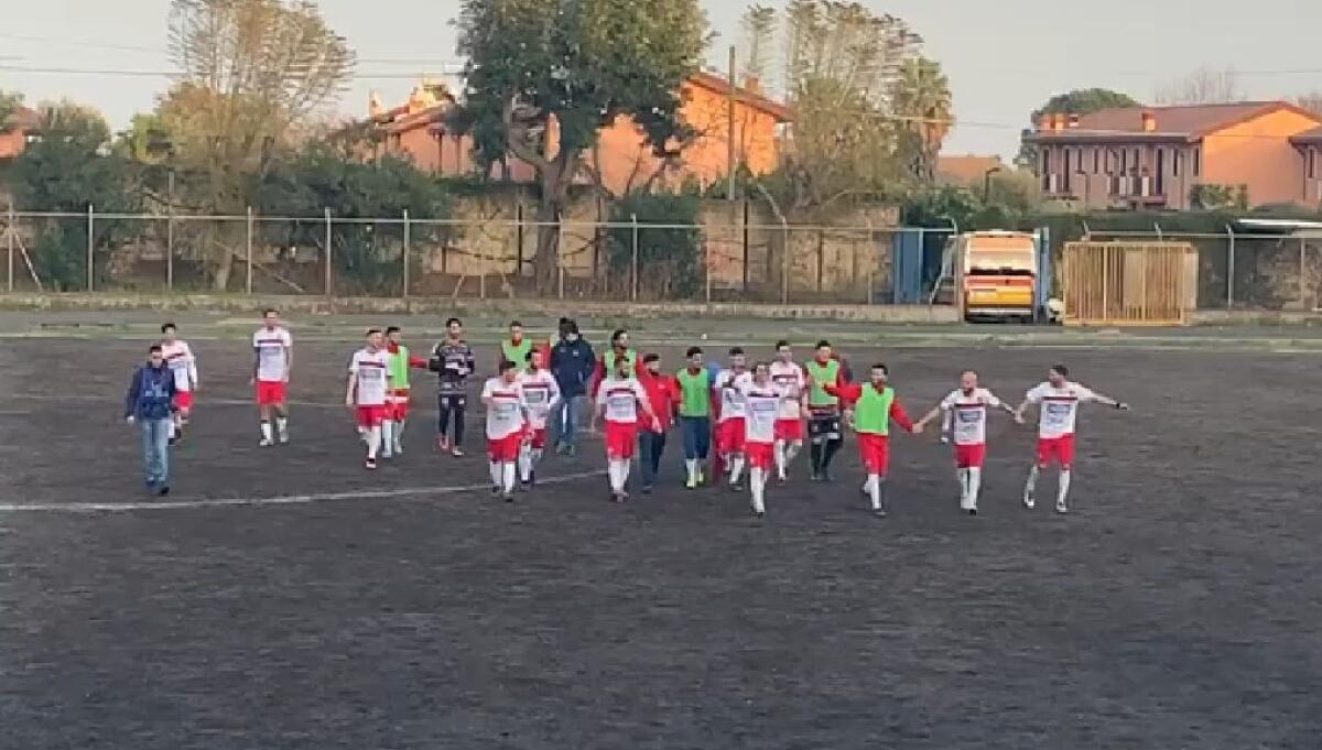 Paternò, risultato tennistico: 0-6 allo Sporting Pedara - 