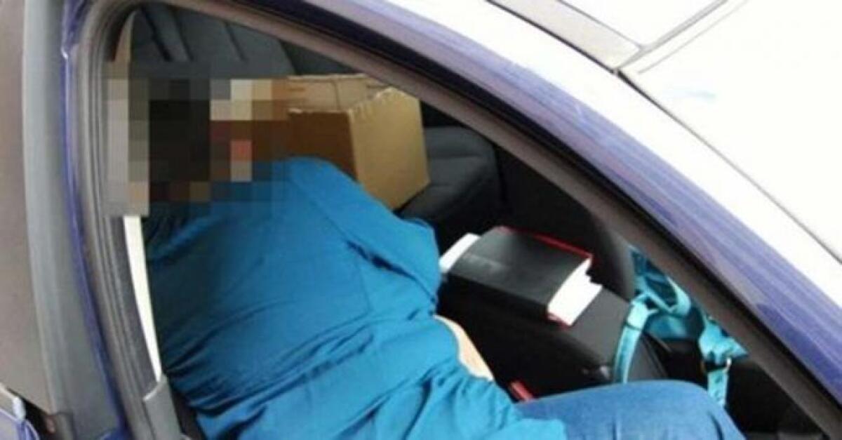 PALERMO: CUSTODE PISCINA DORME IN AUTO DURANTE SERVIZIO, TRASFERITO - 