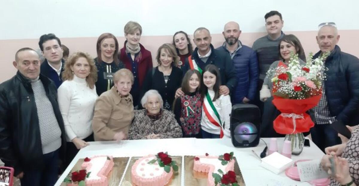 BRONTE FESTEGGIA I 107 ANNI DI LUCIA CASTIGLIONE - 