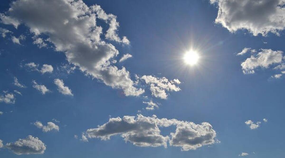 METEO: INIZIO SETTIMANA CON ISOLATI FENOMENI, FREDDO LONTANO - 