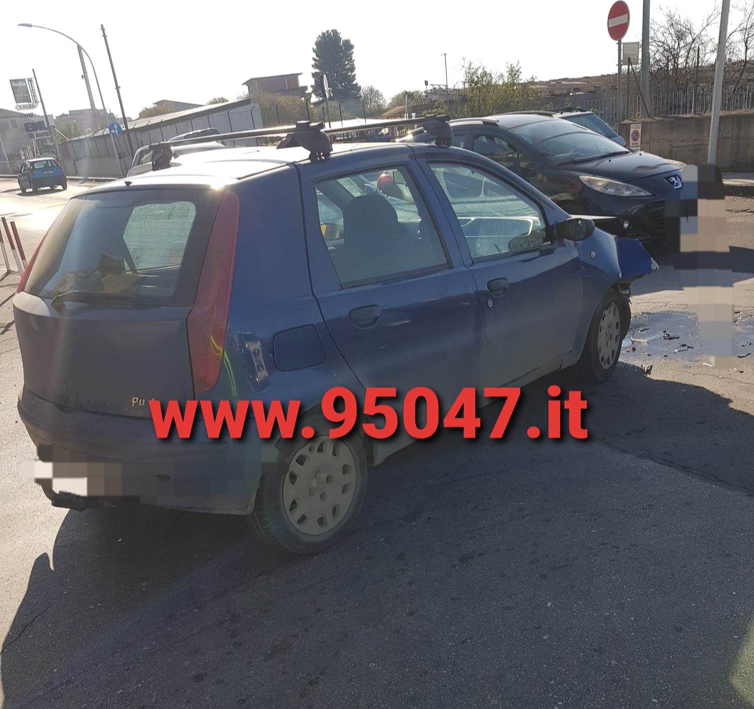 PATERNO': DOPPIO INCIDENTE IN CITTÀ, DUE FERITI