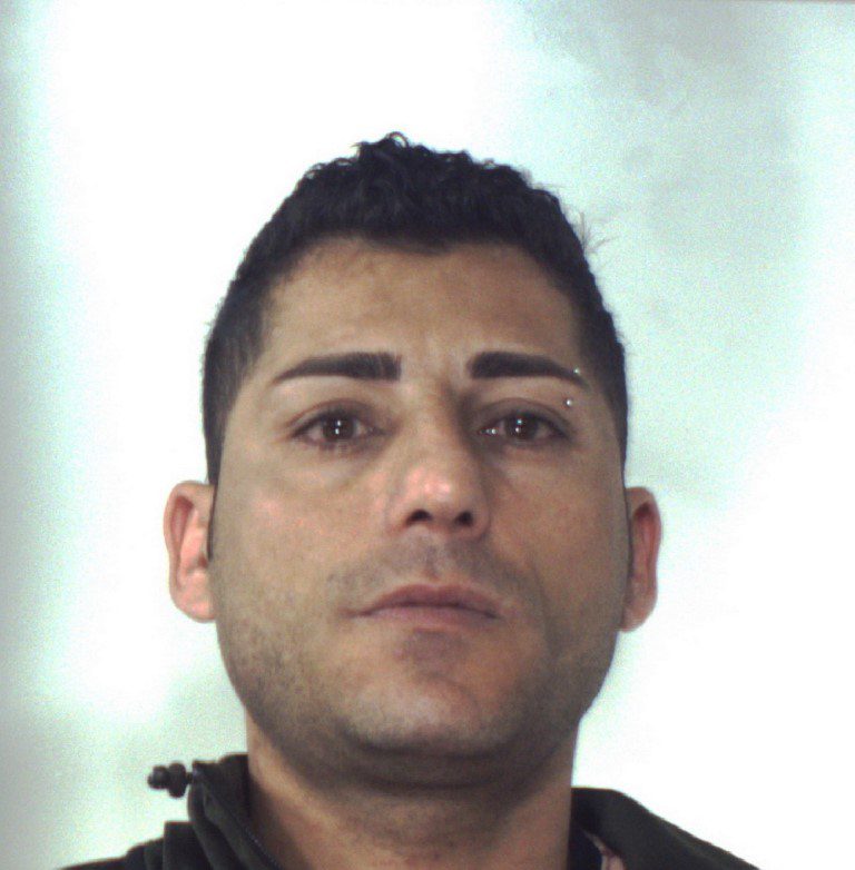 SGOMINATA BANDA DEDITA ALLO SPACCIO, 24 MISURE - NOMI E FOTO